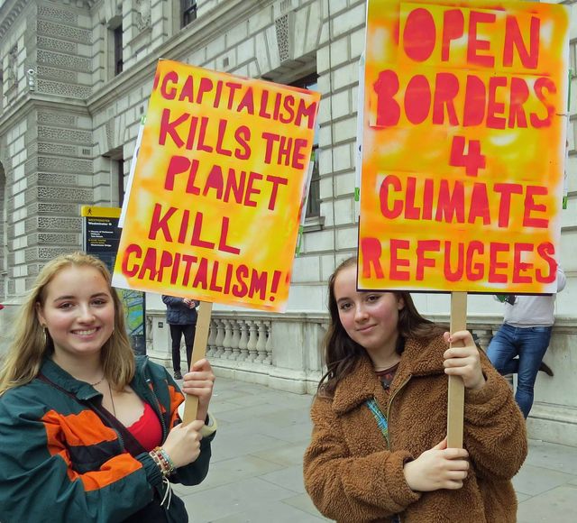 capitalismkillsplanet